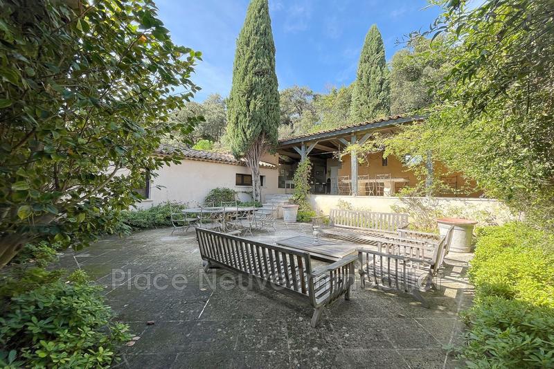 Maison - 186 m² - 6 pièces