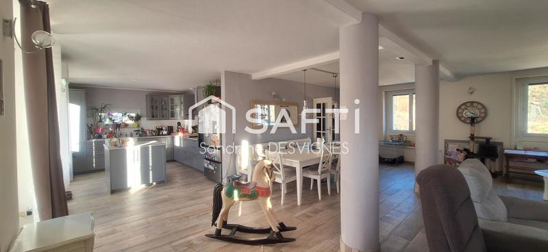 Maison - 175 m² - 5 pièces