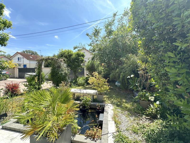 Maison - 199 m² - 10 pièces