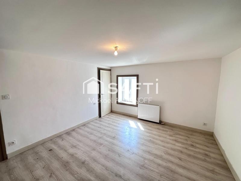 Maison - 159 m² - 6 pièces