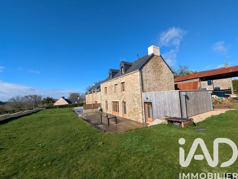 Maison de campagne - 253 m² - 10 pièces