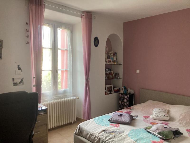 Maison de village - 80 m² - 5 pièces