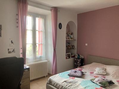 Maison de village - 80 m² - 5 pièces