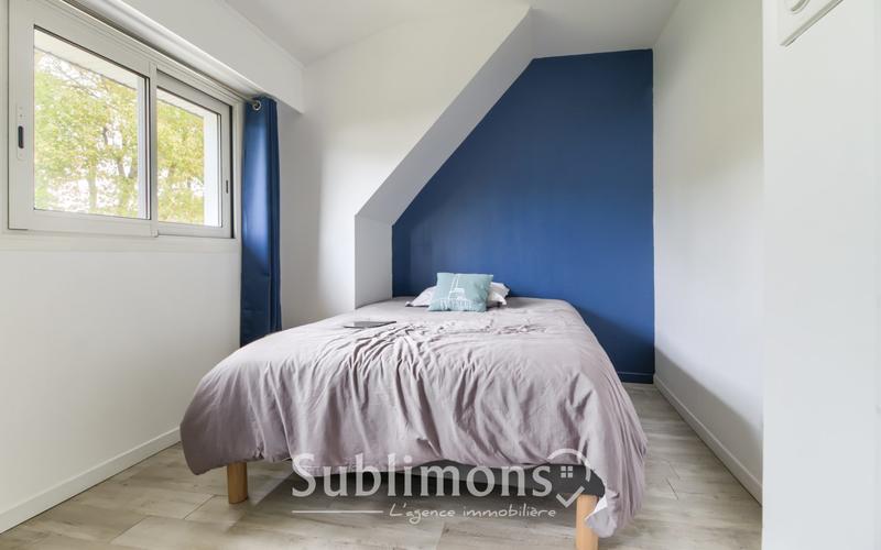 Maison traditionnelle - 114 m² - 7 pièces