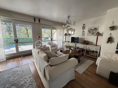 Villa - 99 m² - 5 pièces