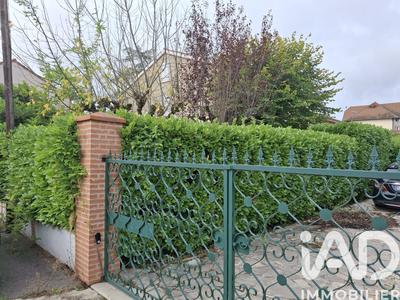 Maison - 248 m² - 7 pièces