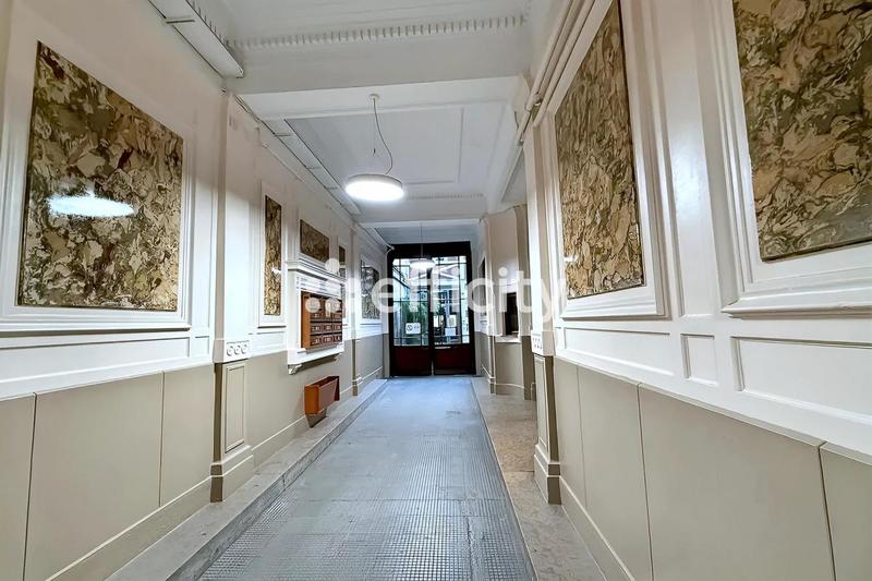 Appartement - 160 m² - 5 pièces