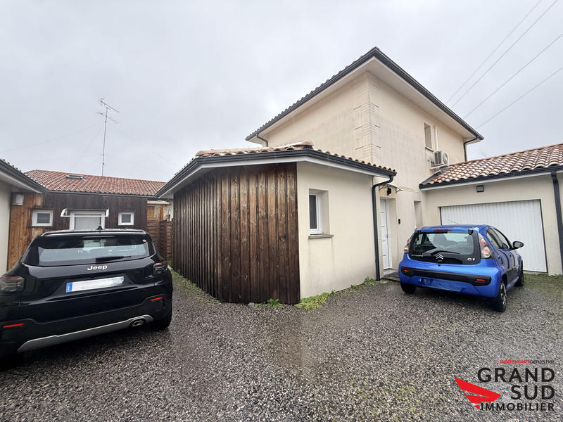 Maison traditionnelle - 105 m² - 4 pièces