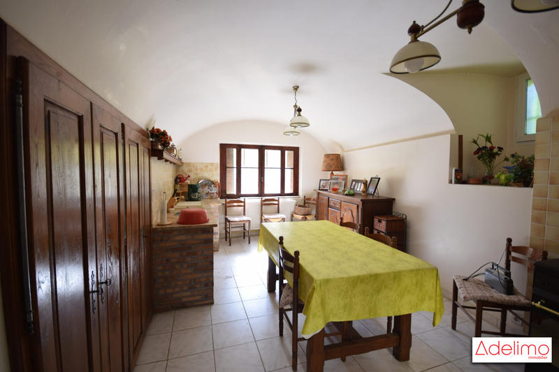 Mas - 260 m² - 20 pièces