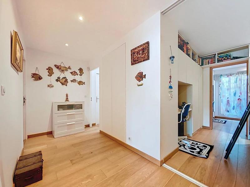 Appartement - 85 m² - 3 pièces