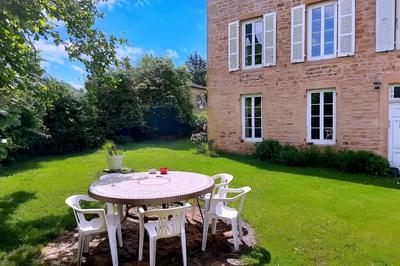 Demeure - 234 m² - 7 pièces