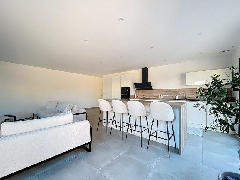 Villa - 99 m² - 4 pièces