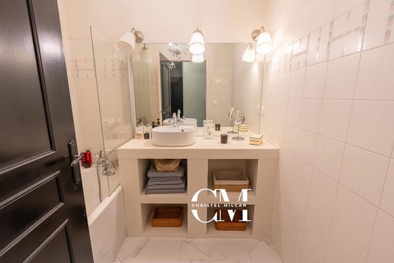 Appartement - 101 m² - 5 pièces