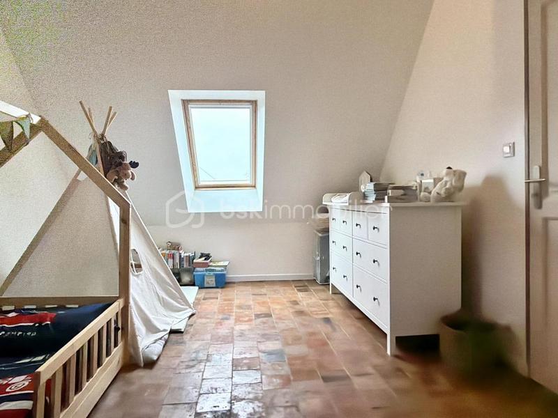 Maison traditionnelle - 84 m² - 4 pièces