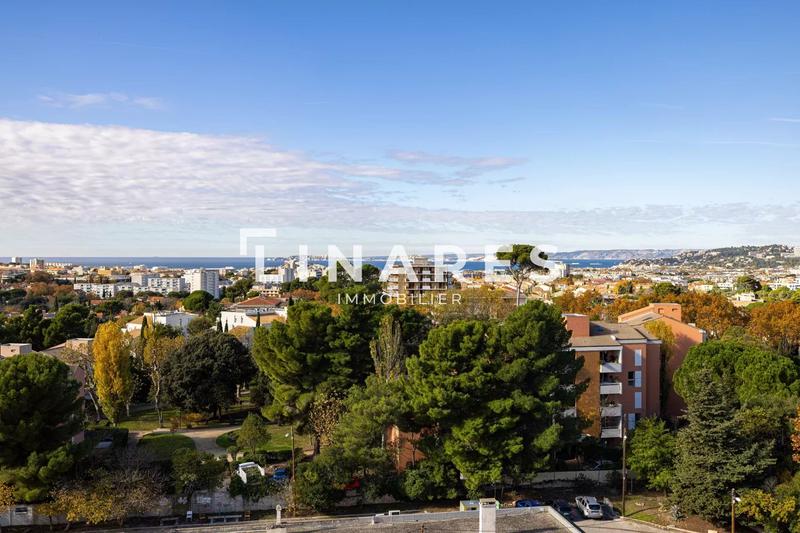 Appartement - 65 m² - 4 pièces