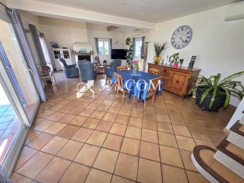 Villa - 145 m² - 6 pièces