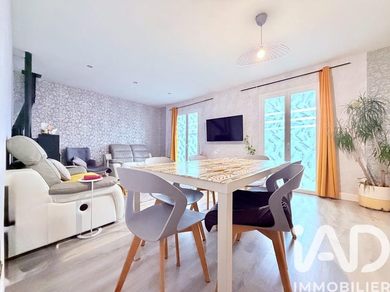 Maison - 87 m² - 4 pièces