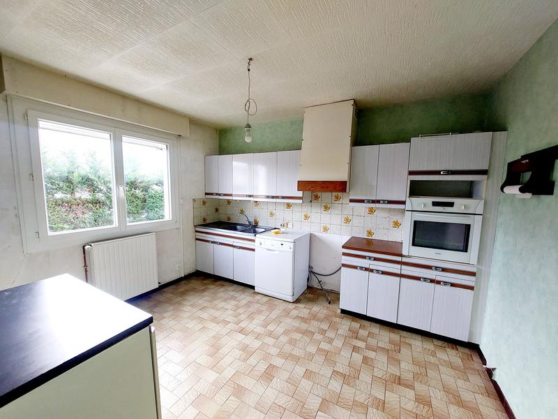 Maison - 98 m² - 4 pièces