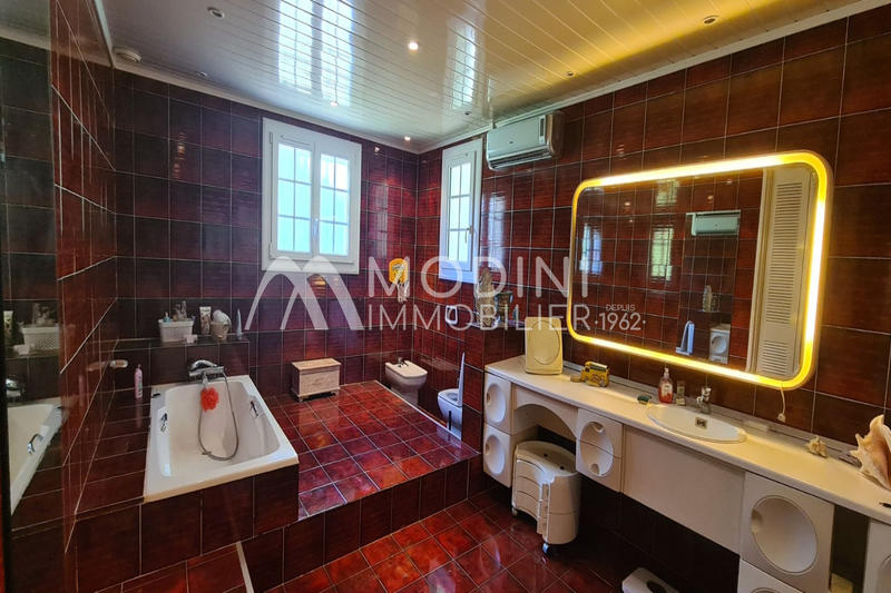 Villa - 540 m² - 19 pièces