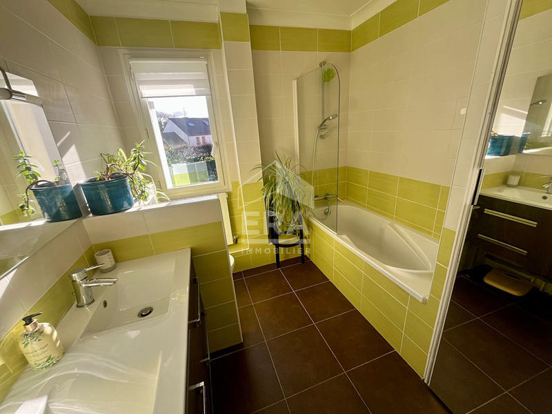 Maison - 155 m² - 8 pièces