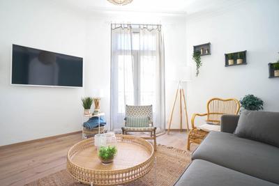 Appartement - 90 m² - 6 pièces