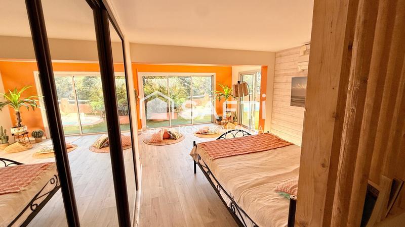 Maison - 171 m² - 7 pièces