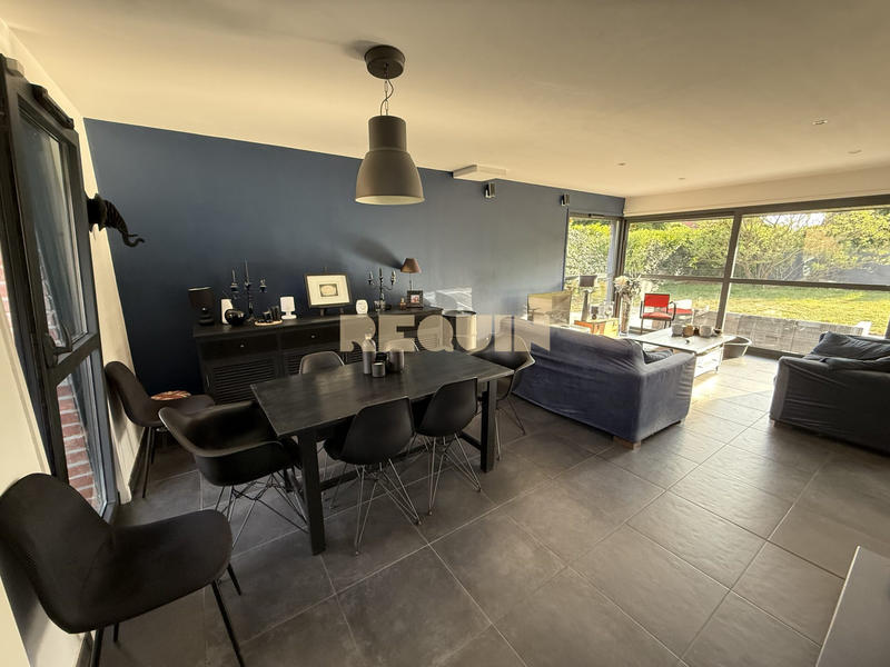 Maison - 133 m² - 6 pièces