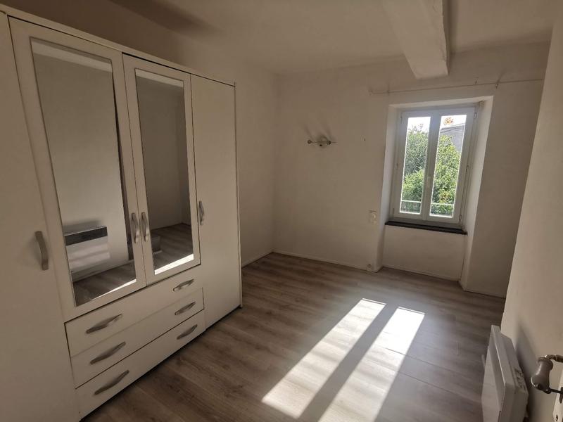 Maison de village - 70 m² - 5 pièces