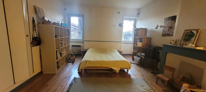 Maison - 232 m² - 6 pièces