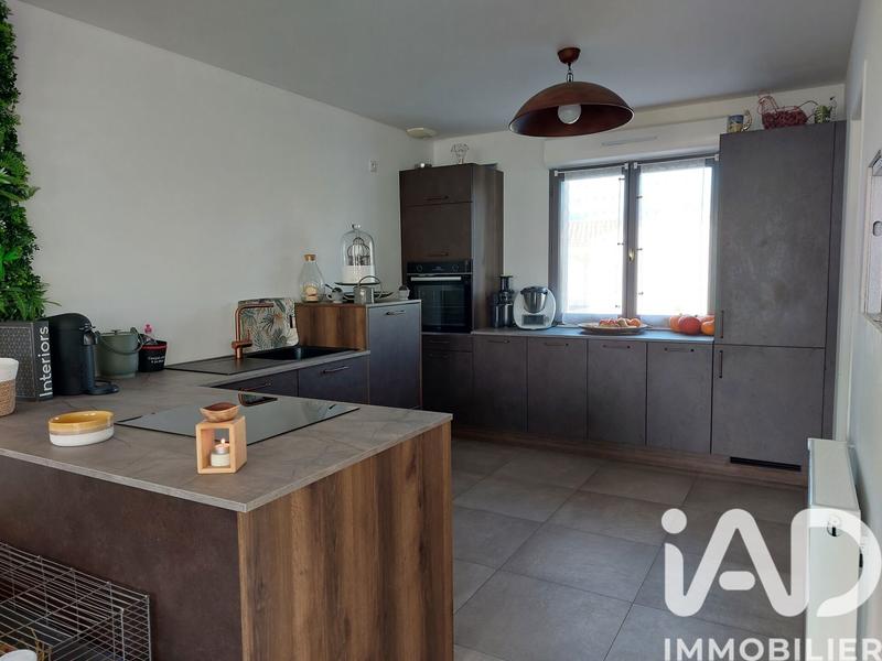 Maison - 96 m² - 4 pièces