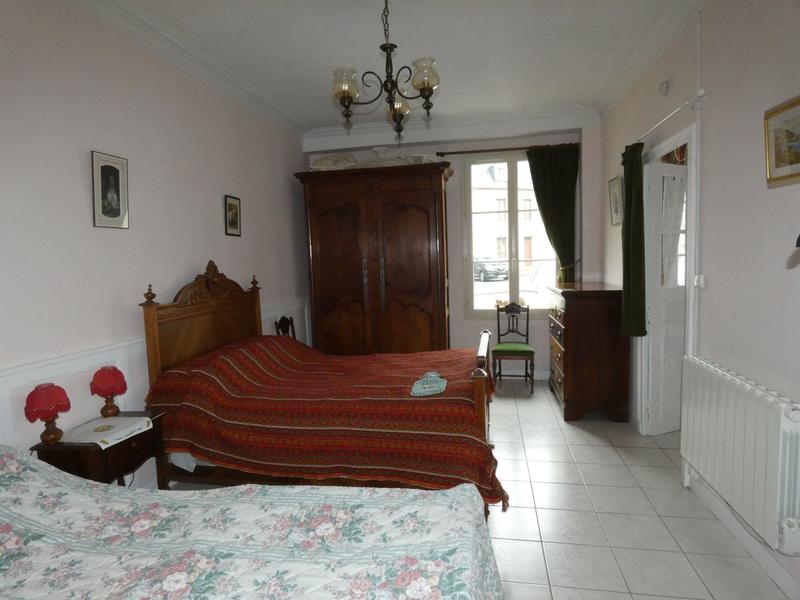 Maison - 200 m² - 6 pièces