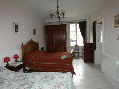 Maison - 200 m² - 6 pièces