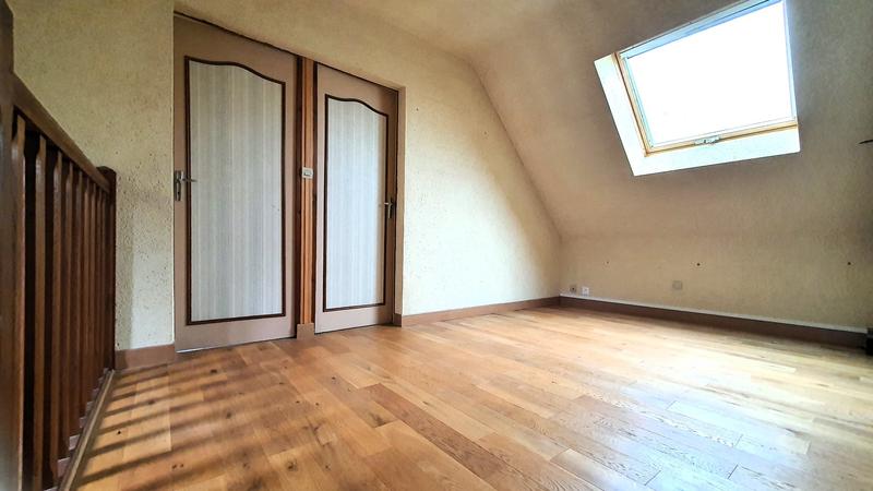 Maison - 128 m² - 7 pièces