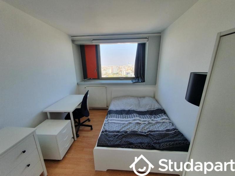 Chambre - 10 m² - 1 pièce