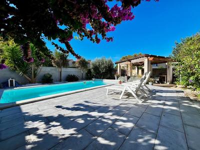 Maison - 97 m² - 4 pièces