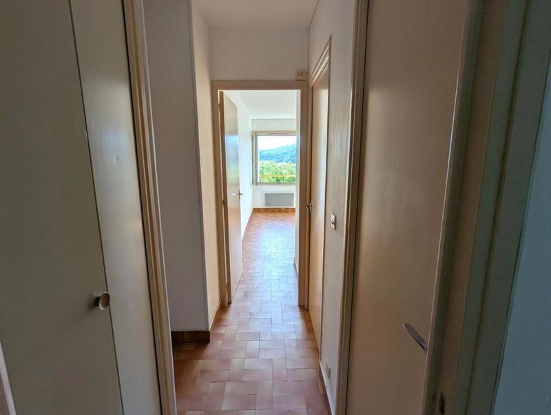 Appartement - 35 m² - 3 pièces