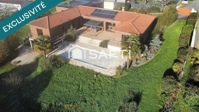 Maison - 180 m² - 6 pièces