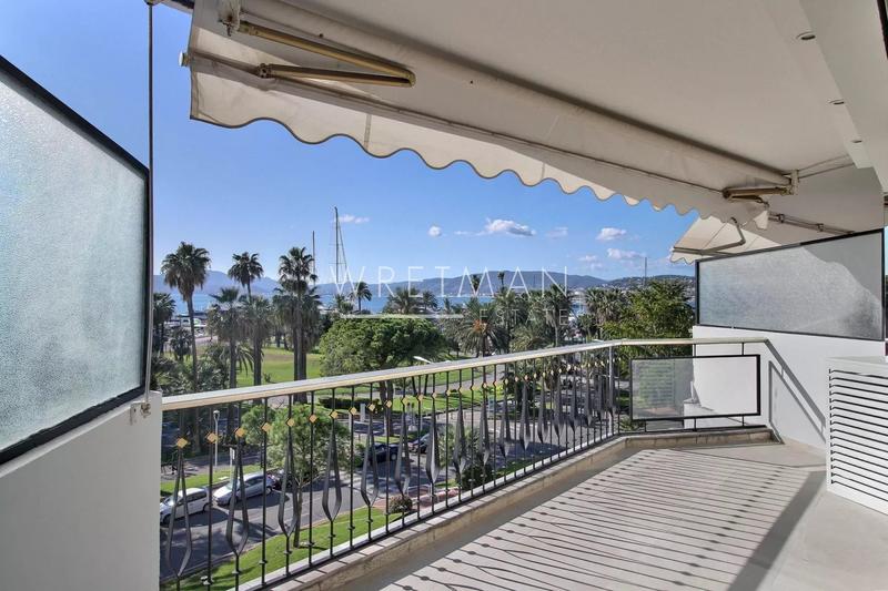 Appartement - 95 m² - 4 pièces