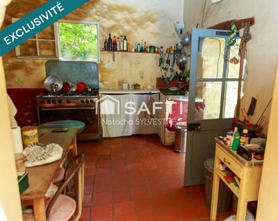 Maison - 289 m² - 12 pièces