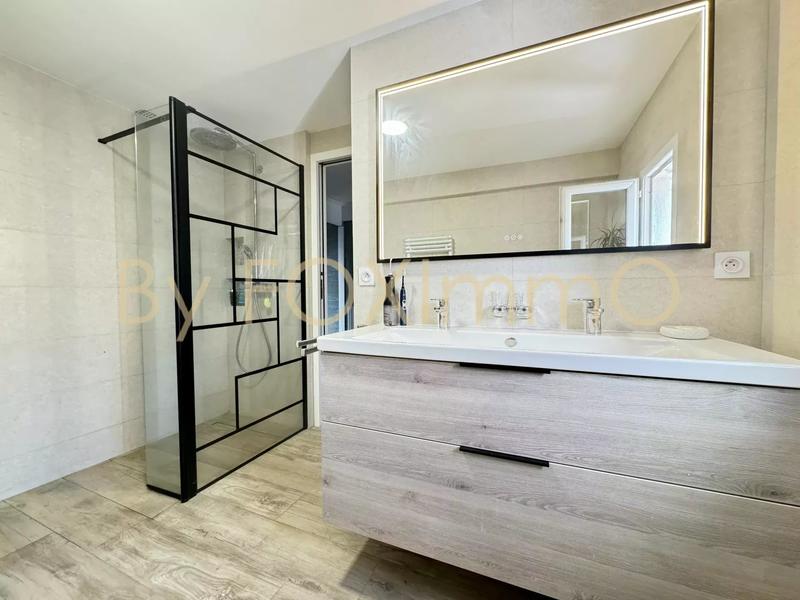 Maison - 135 m² - 7 pièces