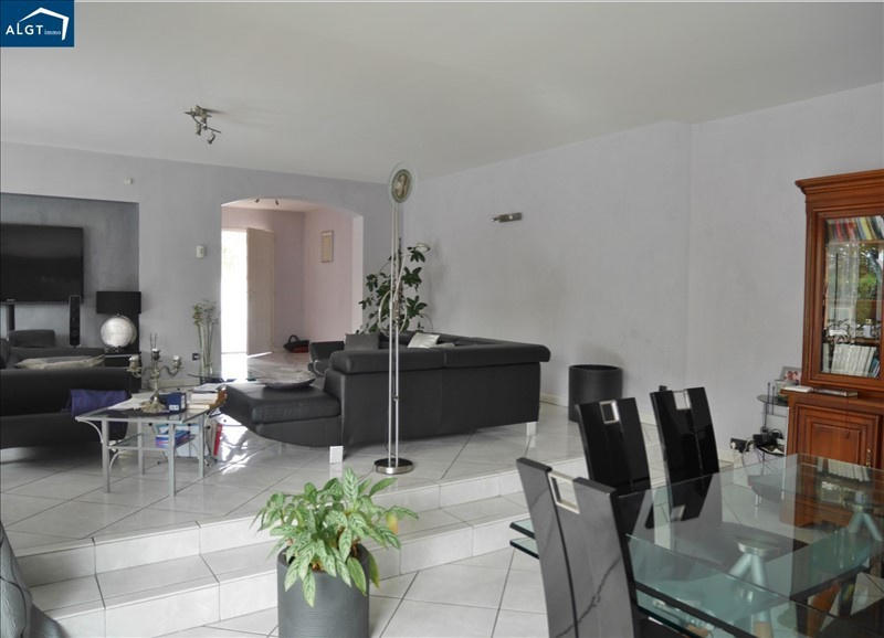 Villa - 172 m² - 6 pièces