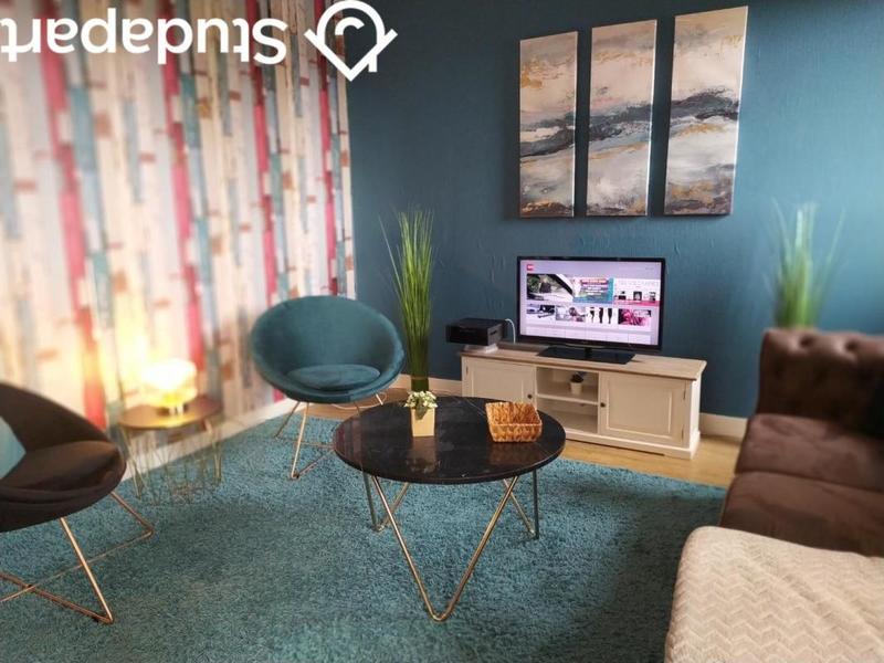 Chambre - 12 m² - 1 pièce