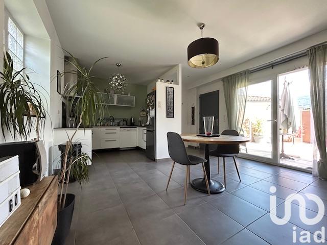 Maison - 88 m² - 4 pièces