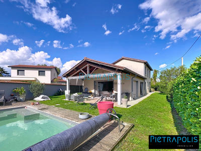 Villa - 185 m² - 5 pièces
