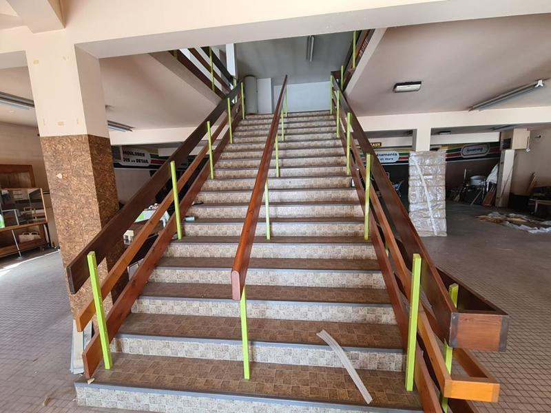 Immeuble - 1 200 m² - 1 pièce