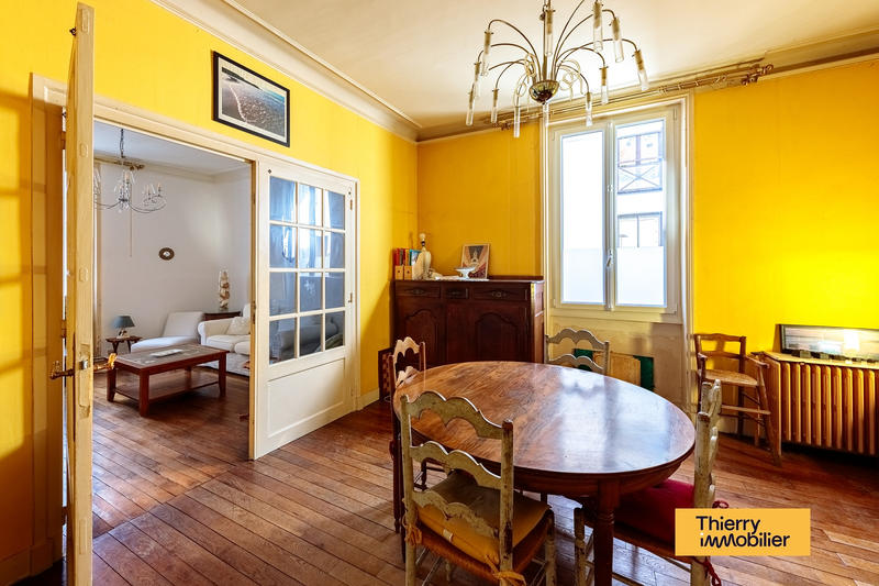 Maison - 152 m² - 6 pièces