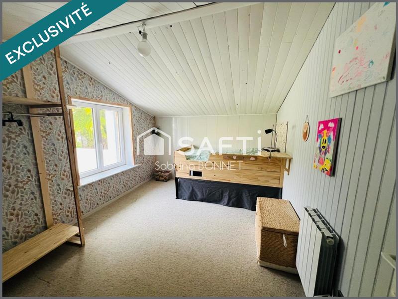 Maison - 180 m² - 8 pièces