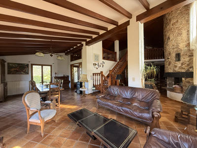 Maison - 210 m² - 4 pièces