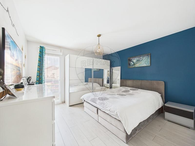 Appartement - 76 m² - 3 pièces