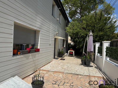 Maison - 180 m² - 6 pièces